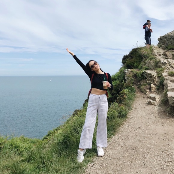 Meet your Posher, Catherine - Picture 3 of 3